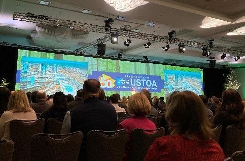 USTOA総会での基調講演の様子 写真